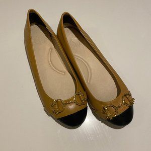New C Wonder size 9 black/tan leather ballet flats